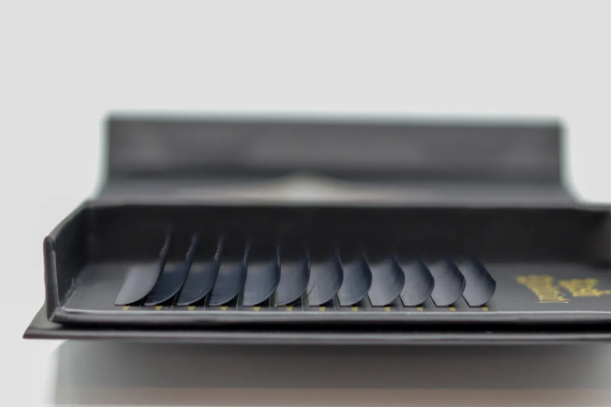 Classic Lash Extensions - Dominion